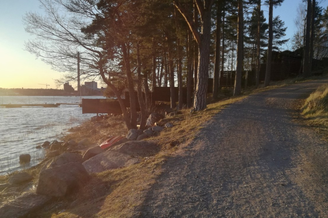 Rantaraitti on vihdoin viimeisteltävä Matinkylän&nbsp;Nuottaniemessä